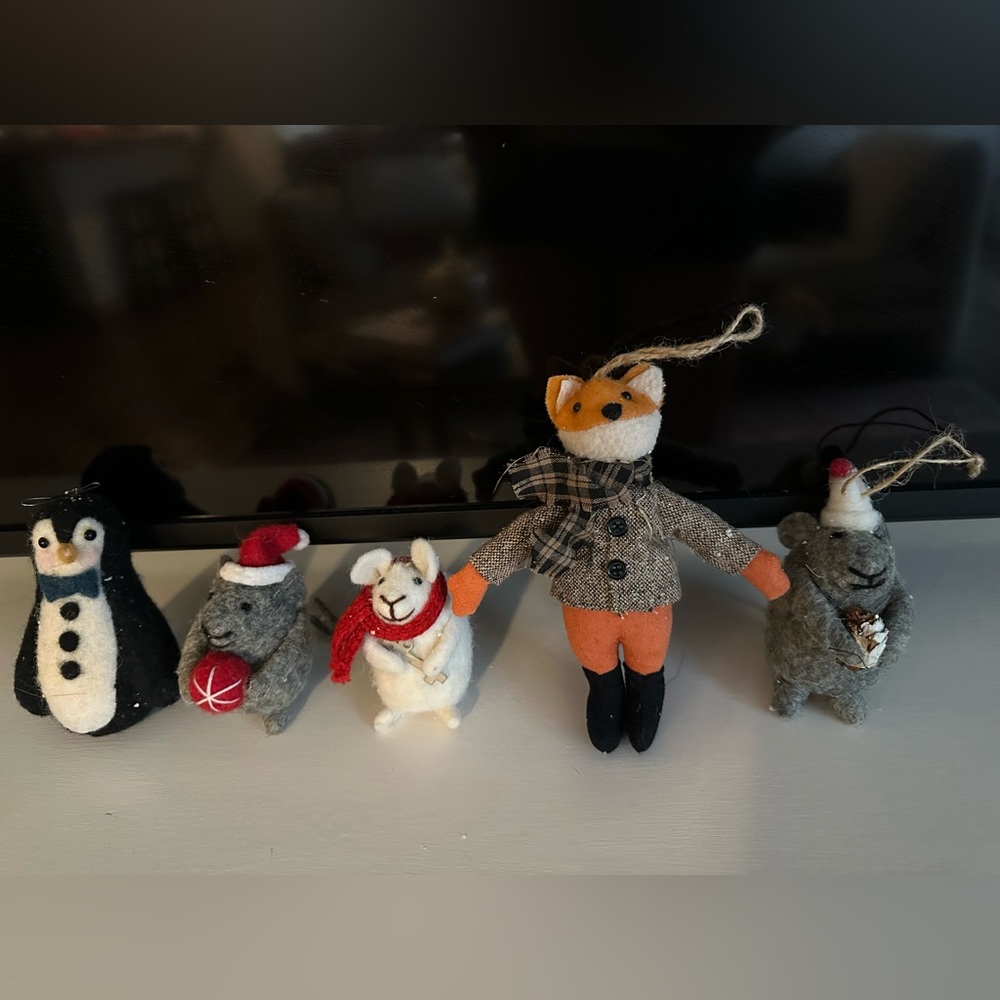 Bundle of various felt animal ornaments 🎄 ♥️